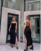 Μάξι φόρεμα ριμπ εξώπλατο με σκίσιμο|Μαύρο