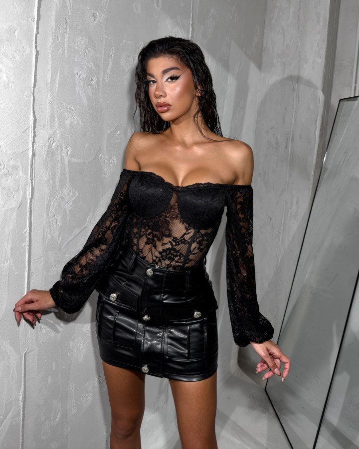 Bodysuit lace