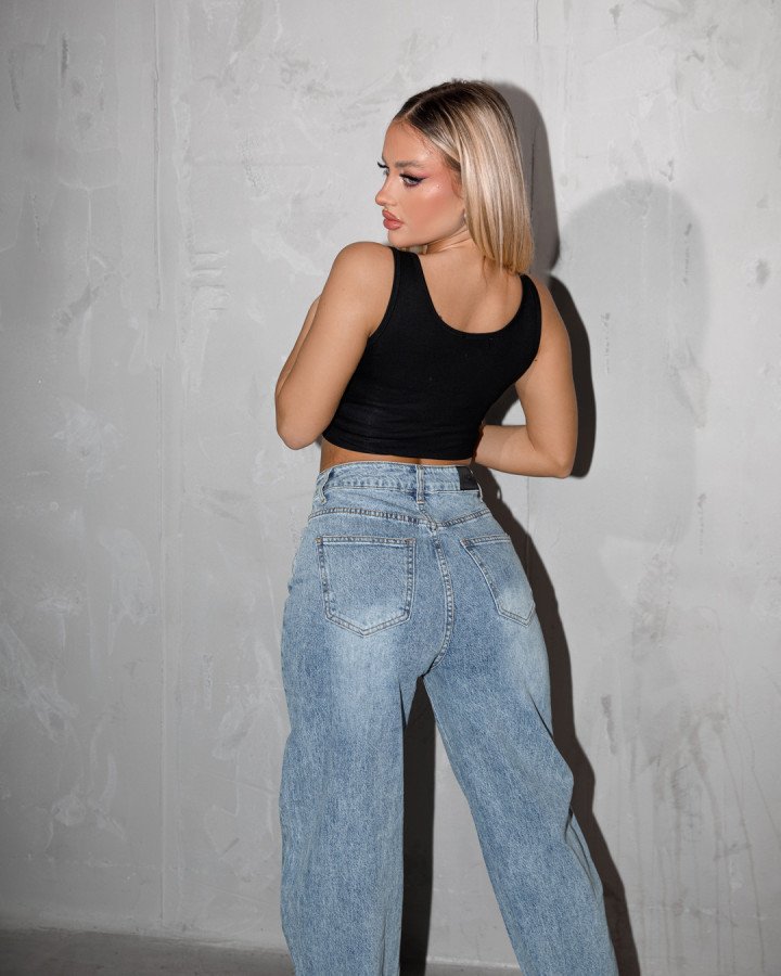 High-waisted denim