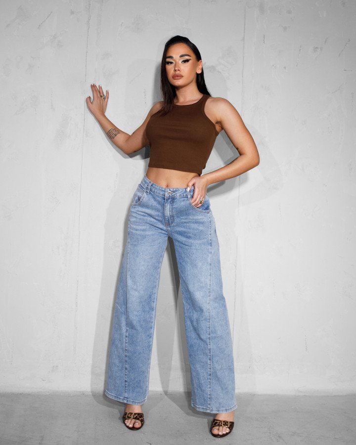 Wide-leg denim