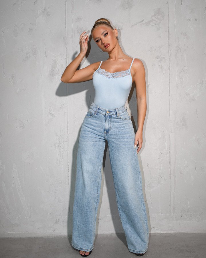 Denim baggy