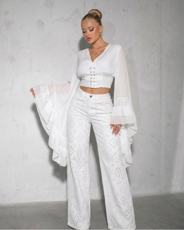 High-waisted straight