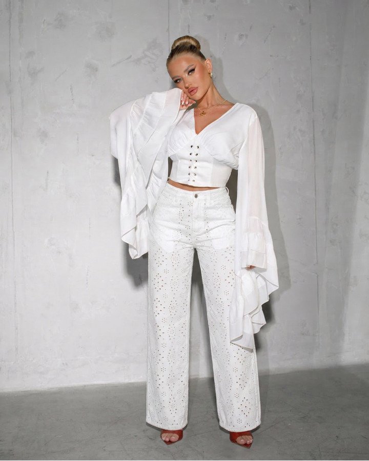 High-waisted straight