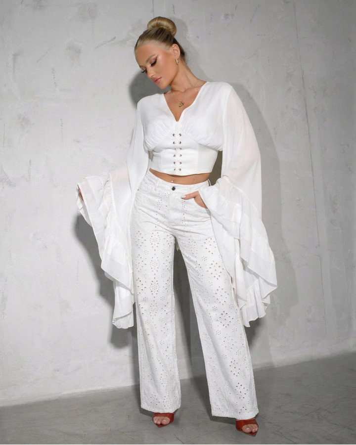 High-waisted straight