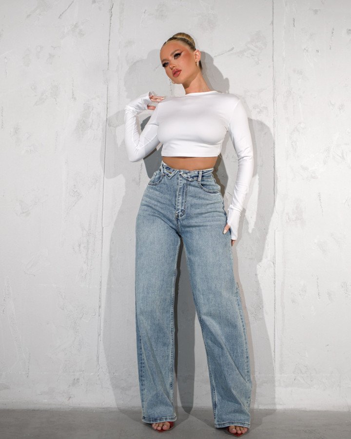 Straight denim