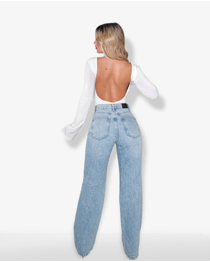 Wide-leg jeans