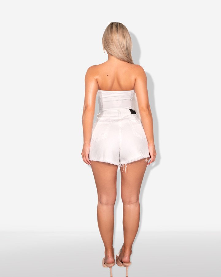 High-waisted distressed