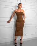 Μίντι φόρεμα strapless με σκίσιμο πίσω| Καφε Μίντι φόρεμα strapless με σκίσιμο πίσω| Καφε