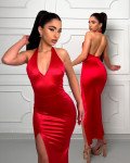 Maxi φόρεμα σατέν halter με ανοιχτή πλάτη και σκίσιμο μπροστά|Κόκκινο