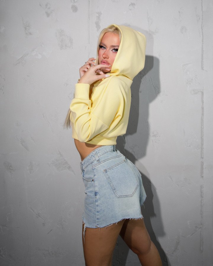Hooded zip-up