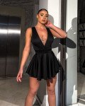 Ολόσωμο φόρεμα-shorts με ανοιχτή πλάτη και cups|Μαύρο Ολόσωμο φόρεμα-shorts με ανοιχτή πλάτη και cups|Μαύρο