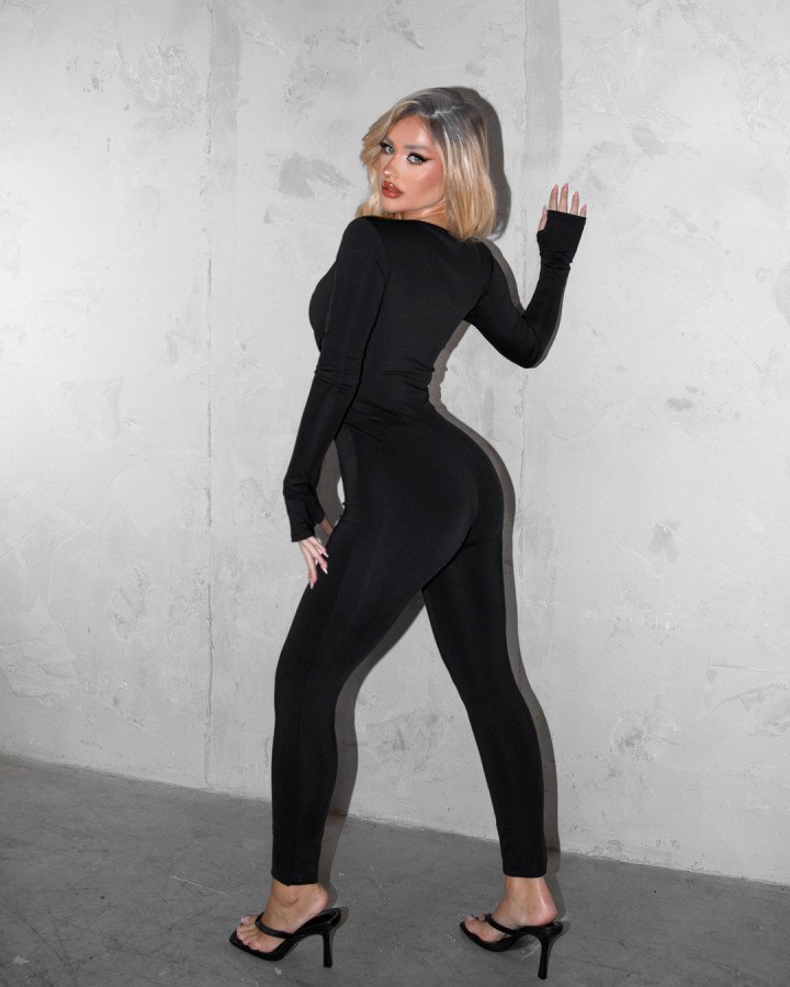 Jumpsuit Cut-out