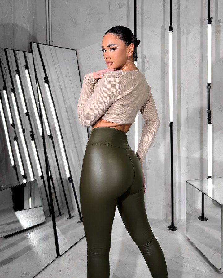 Faux-leather leggings