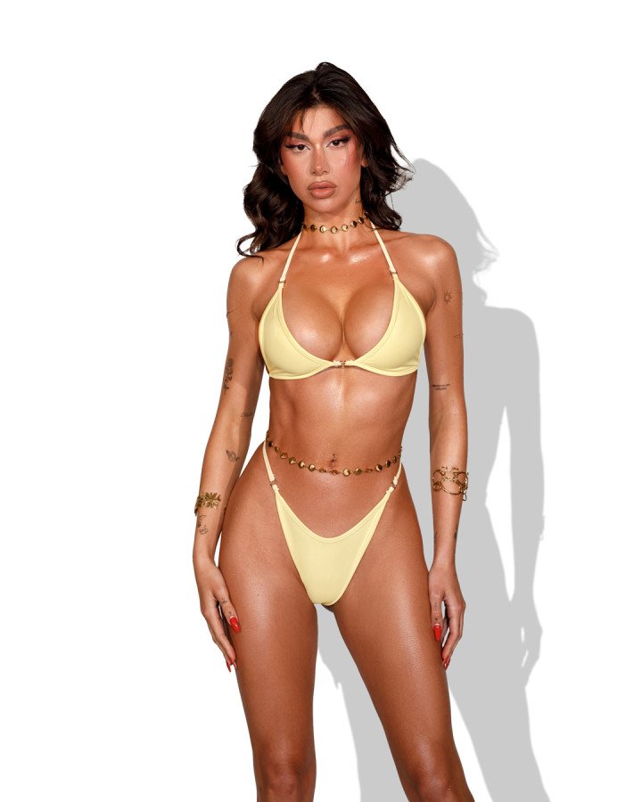 Triangle bikini