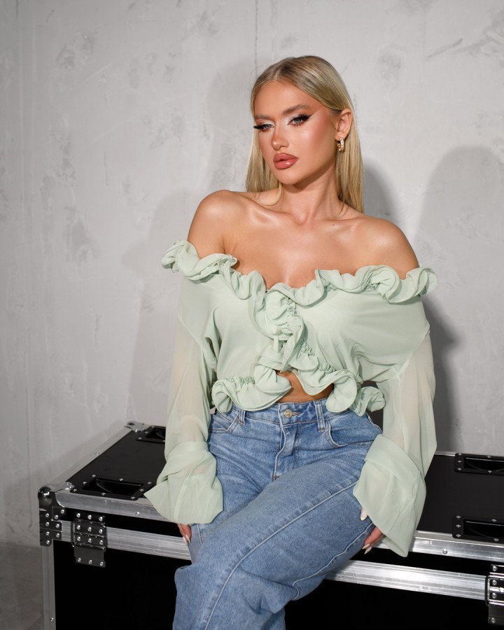 Transparent top
