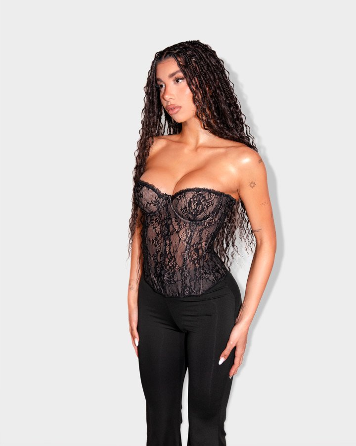 Lace strapless