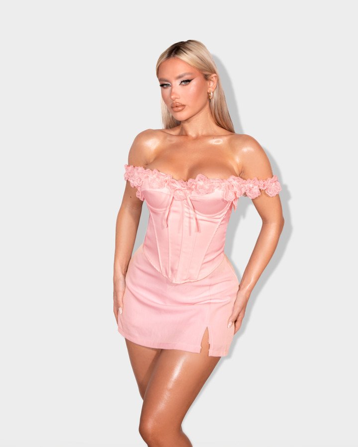 Romantic corset