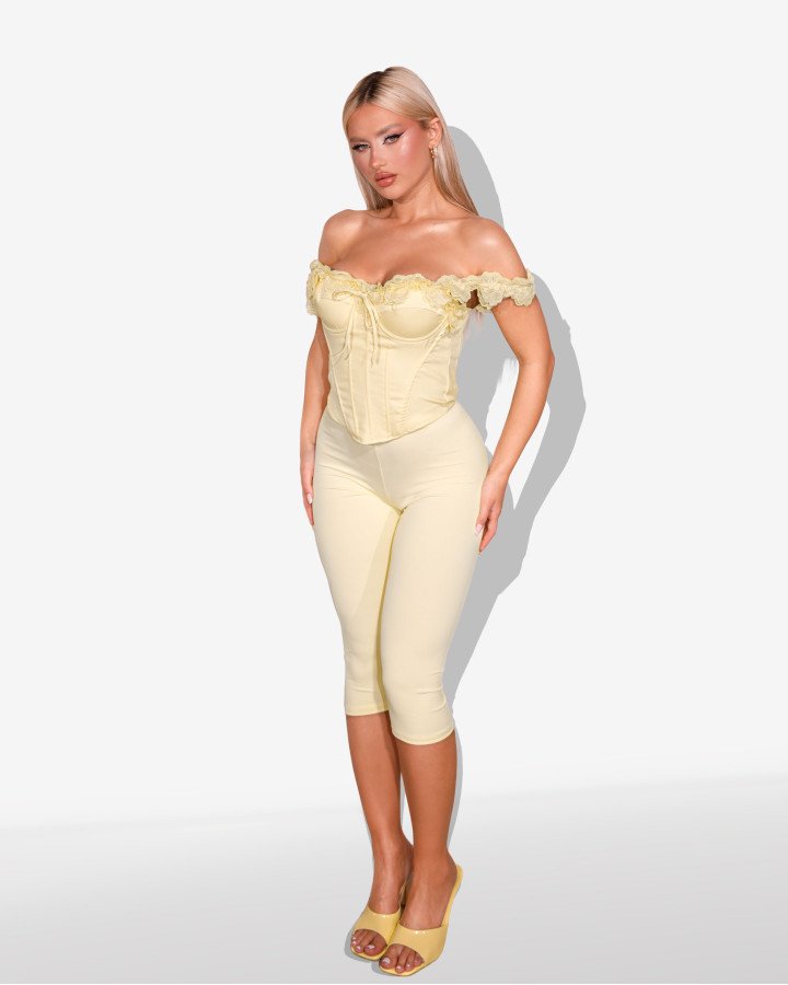 Romantic corset