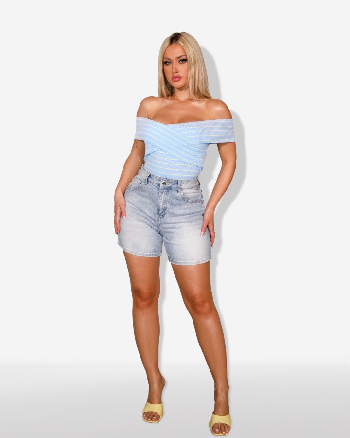 Off-the-shoulder rib