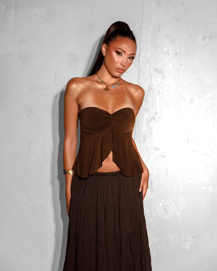 Strapless top