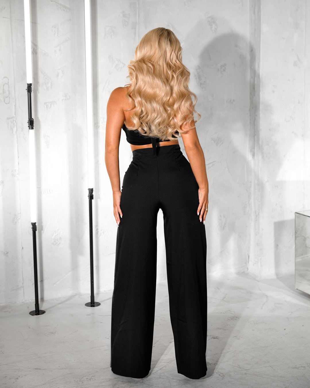 Wide leg high-waisted pants | Black